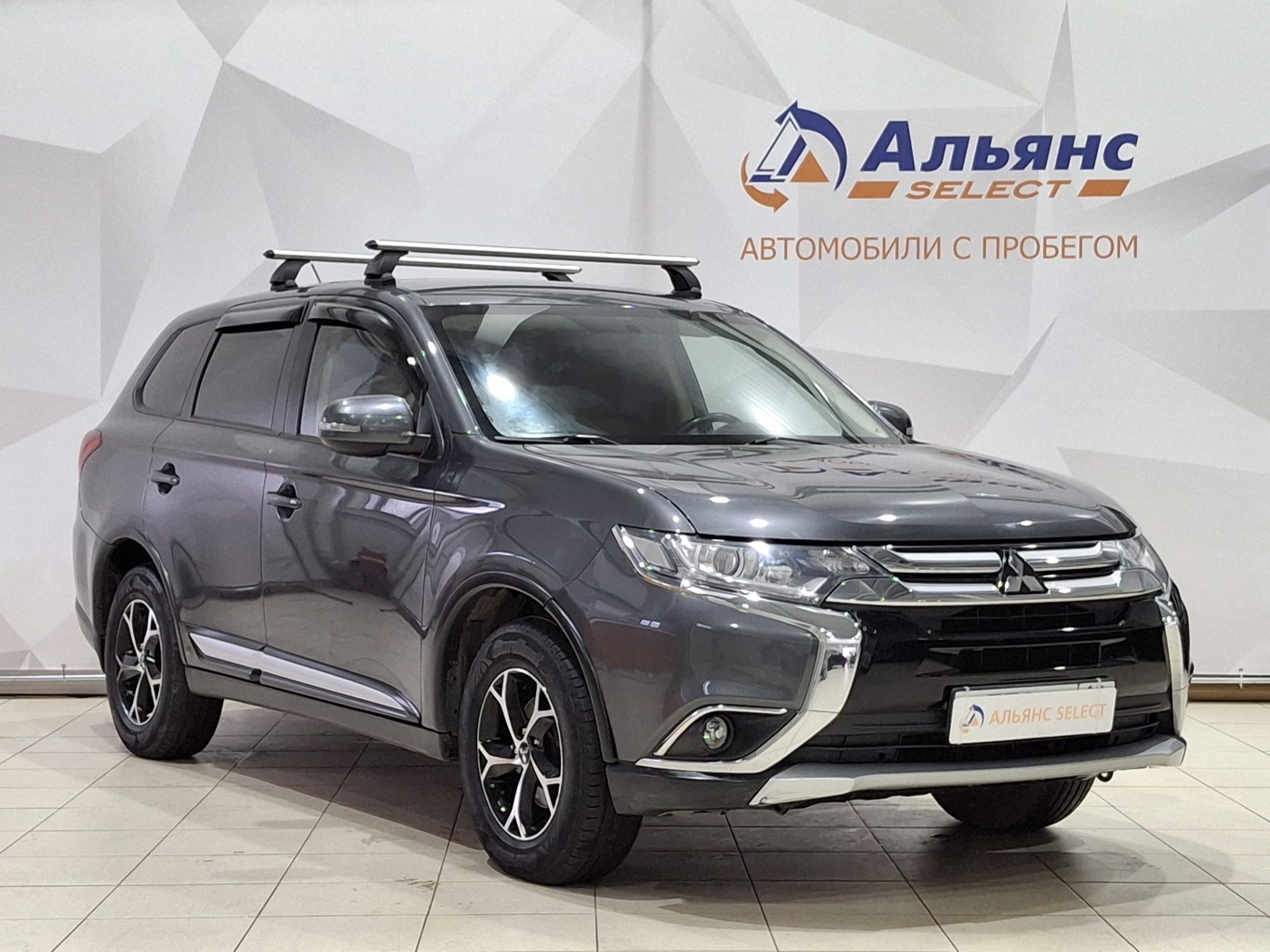 MITSUBISHI OUTLANDER