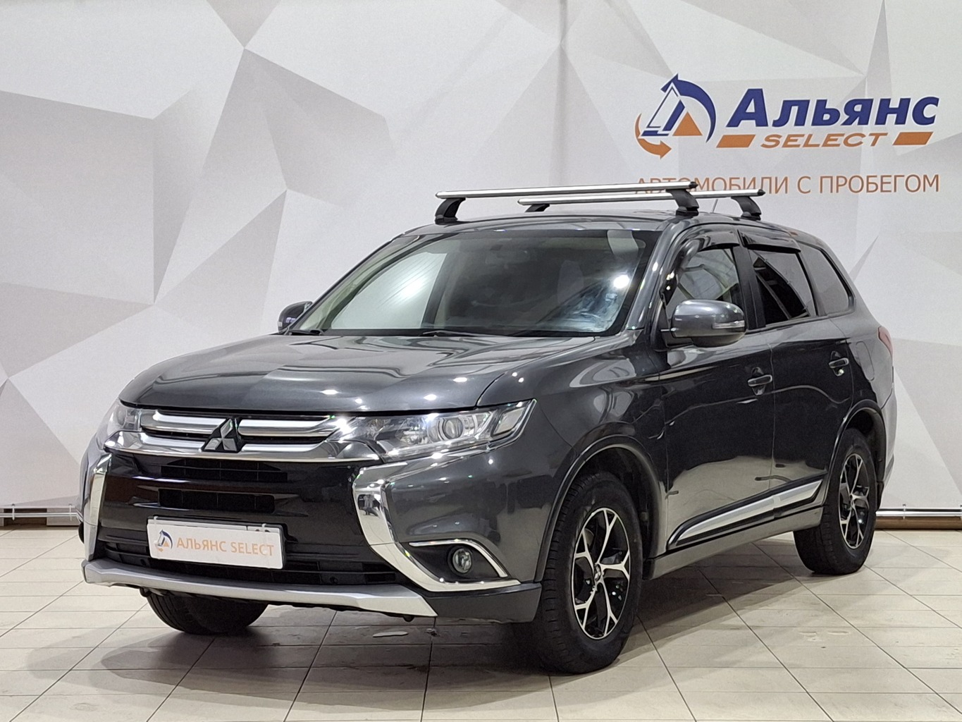 MITSUBISHI OUTLANDER