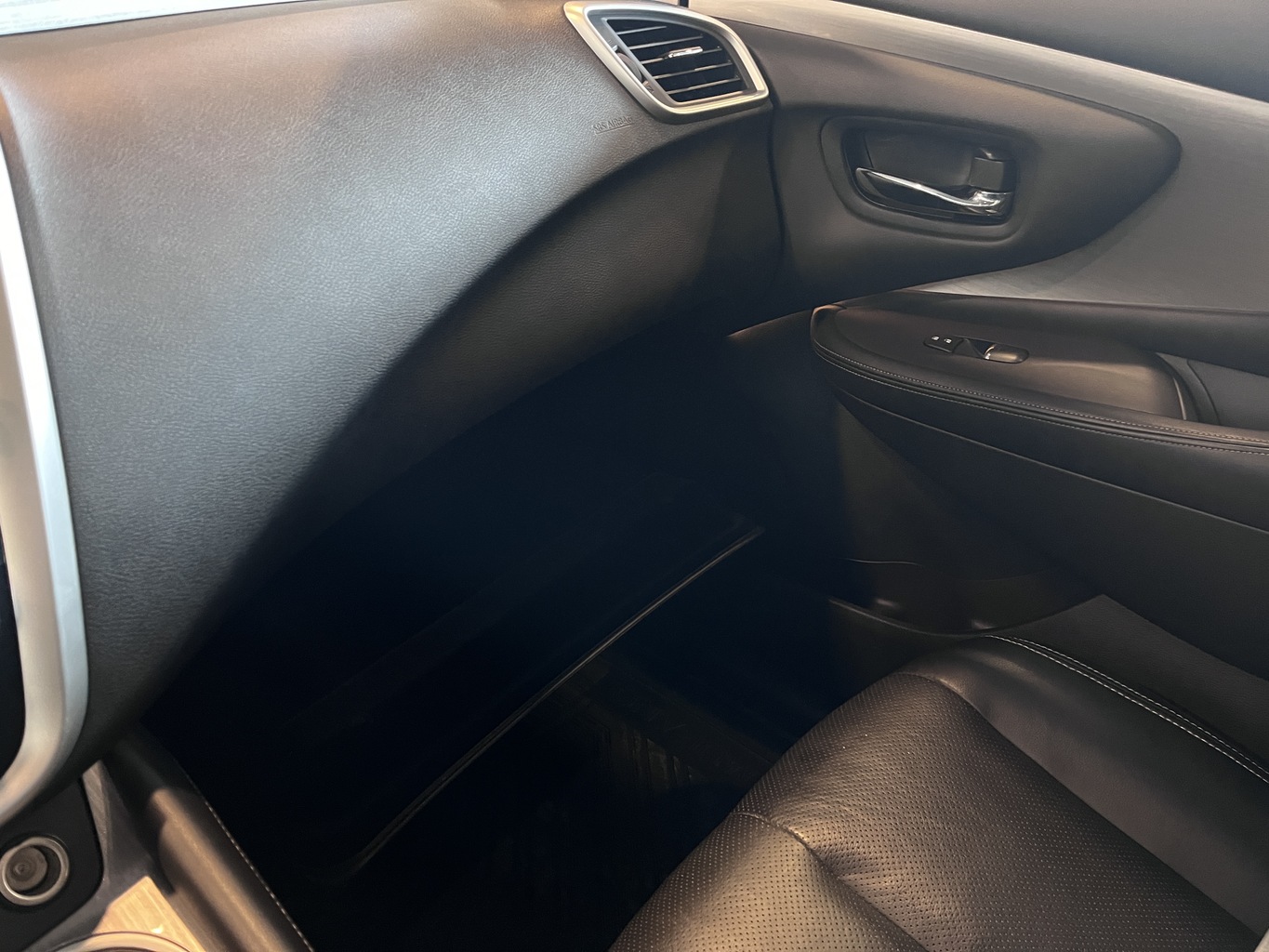 NISSAN MURANO Z52