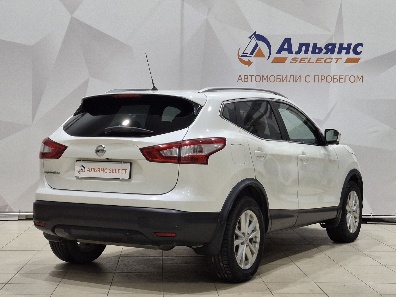 NISSAN QASHQAI 2016 г.