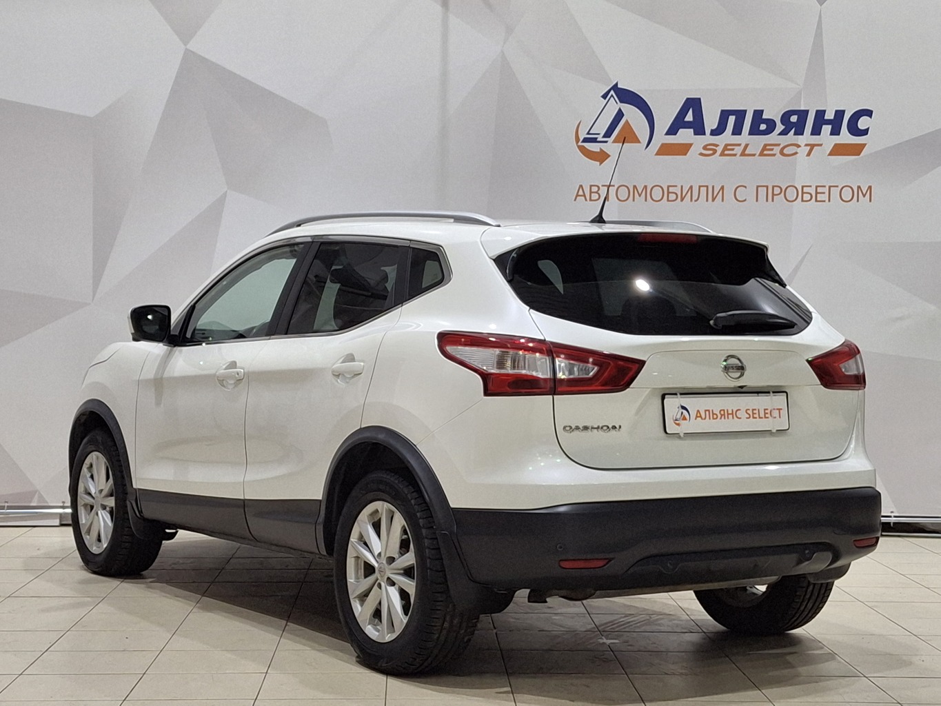NISSAN QASHQAI 2016 г.