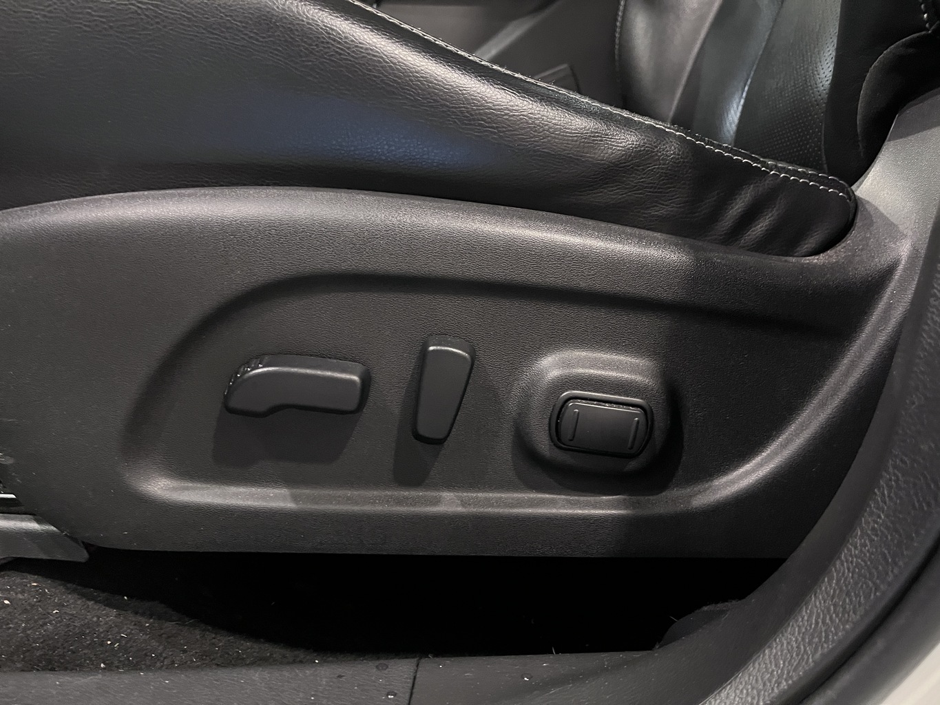 NISSAN MURANO Z52