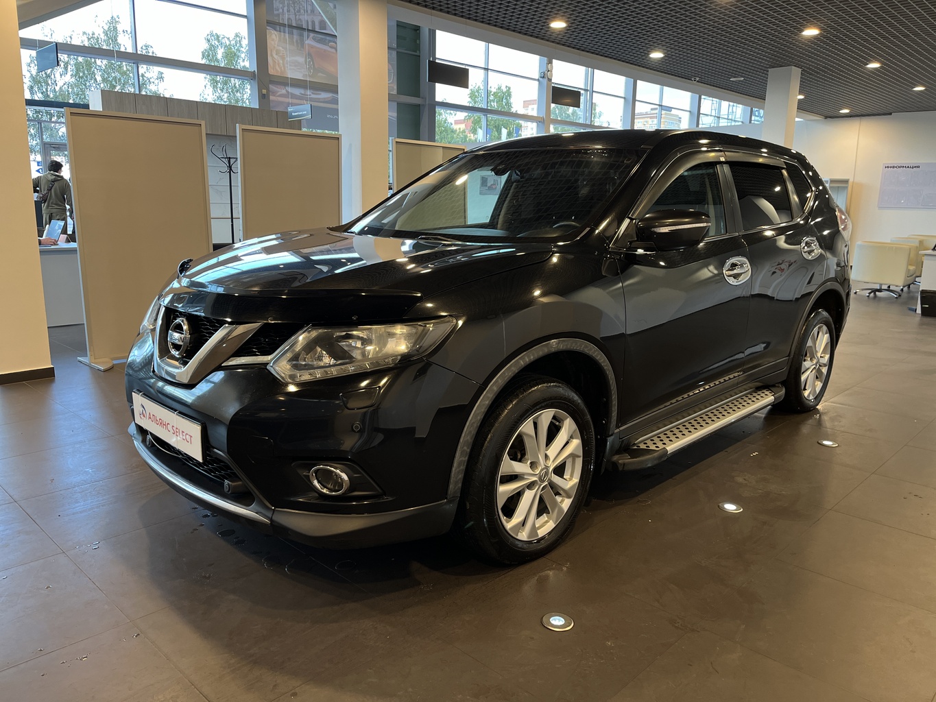 NISSAN X-TRAIL