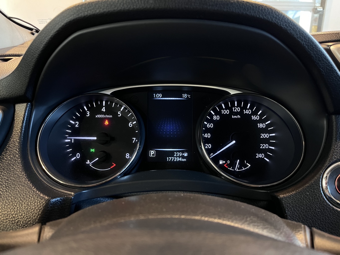 NISSAN X-TRAIL