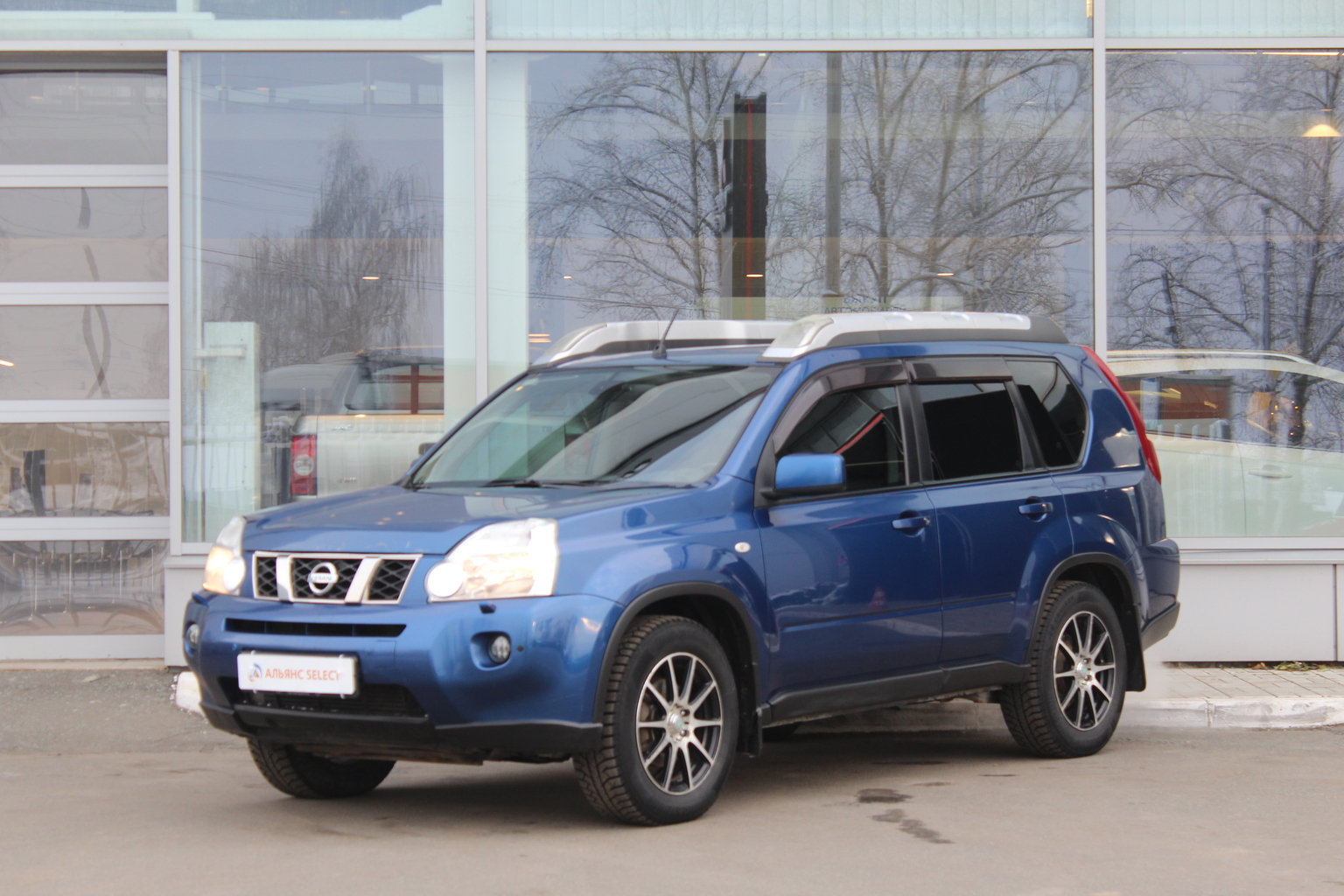 NISSAN X-TRAIL