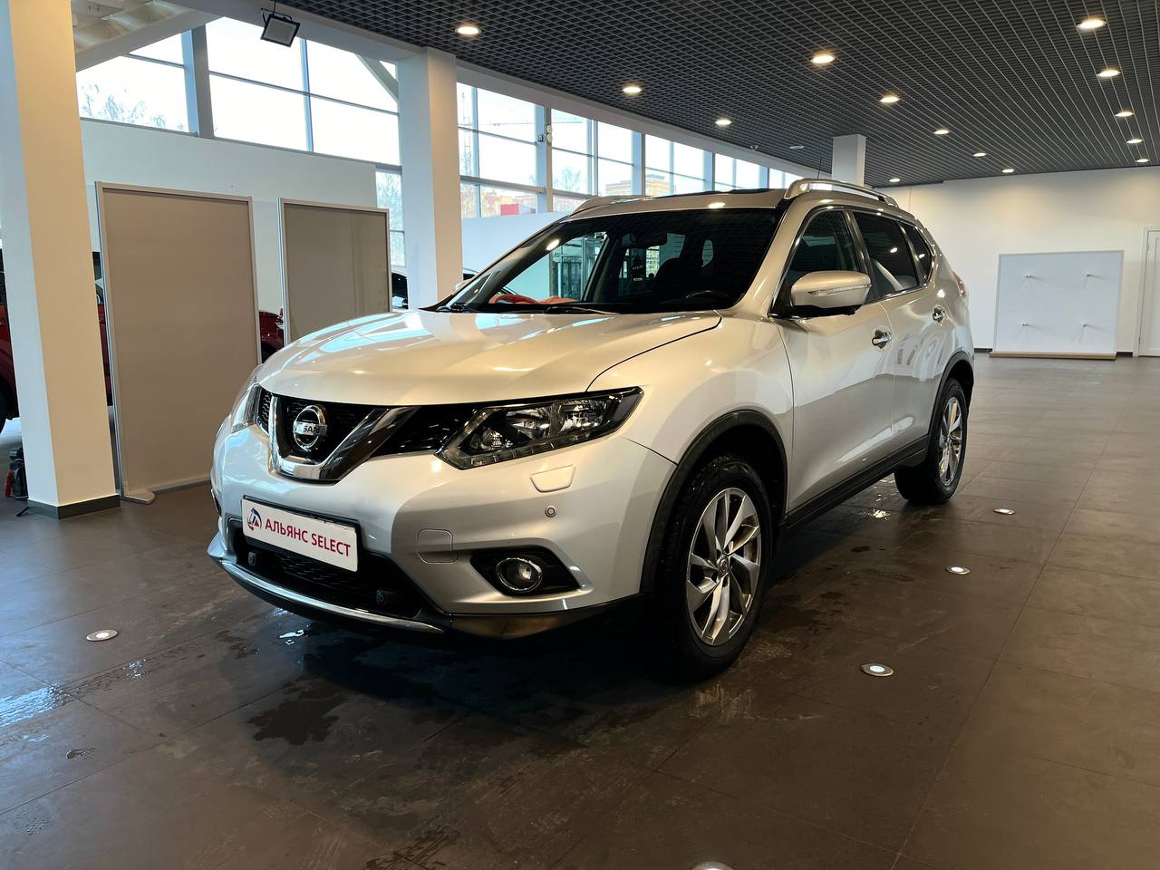 NISSAN X-TRAIL