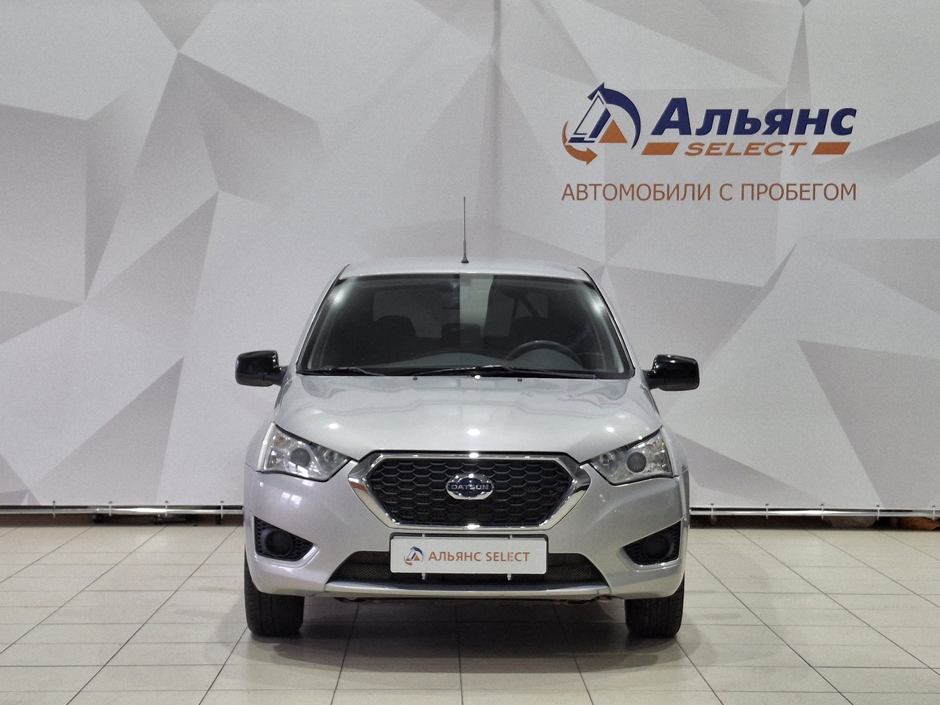 DATSUN MI-DO