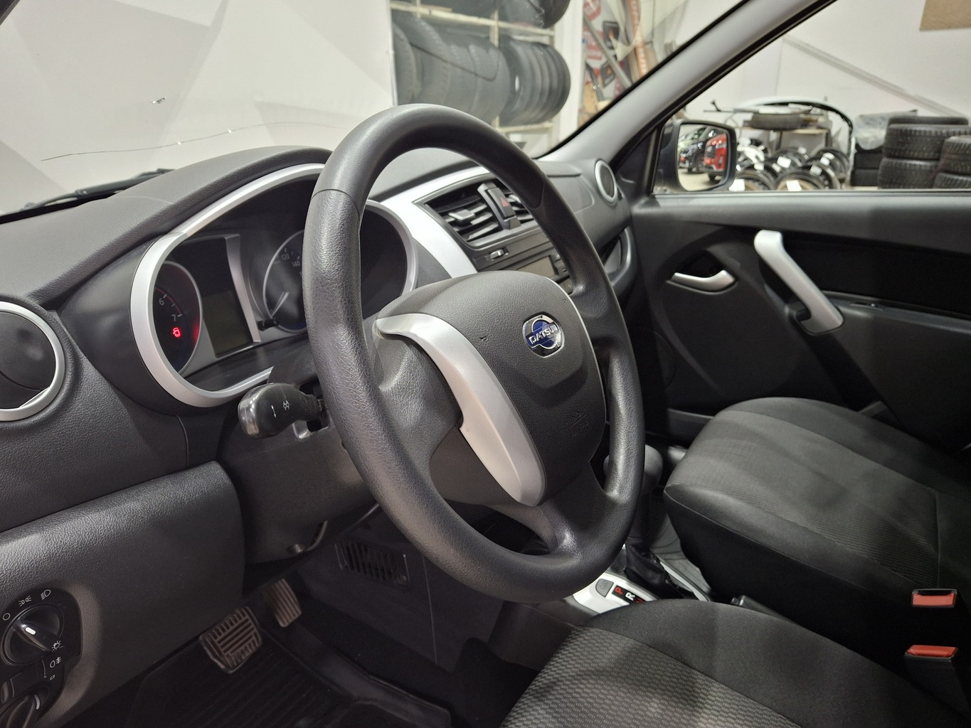 DATSUN MI-DO
