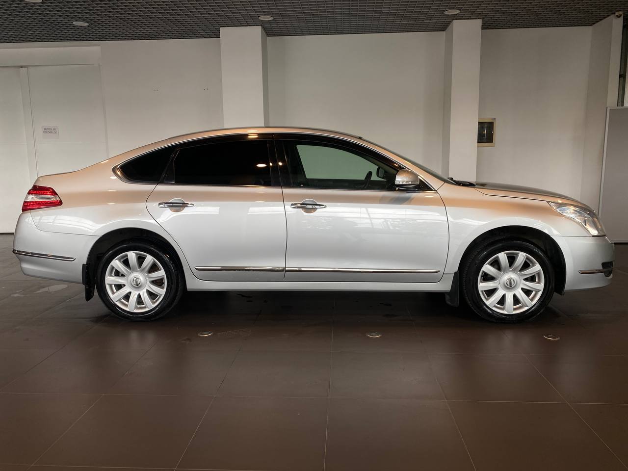 NISSAN TEANA