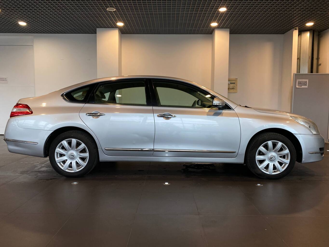 NISSAN TEANA