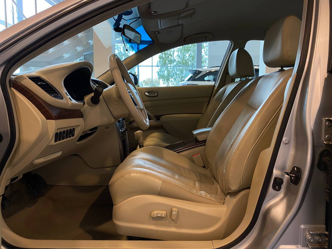 NISSAN TEANA