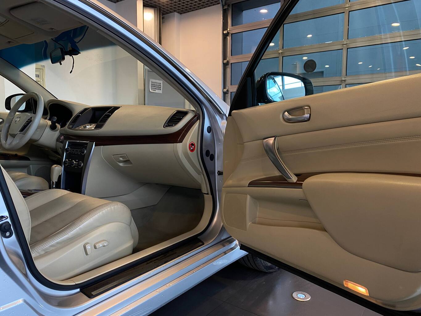 NISSAN TEANA