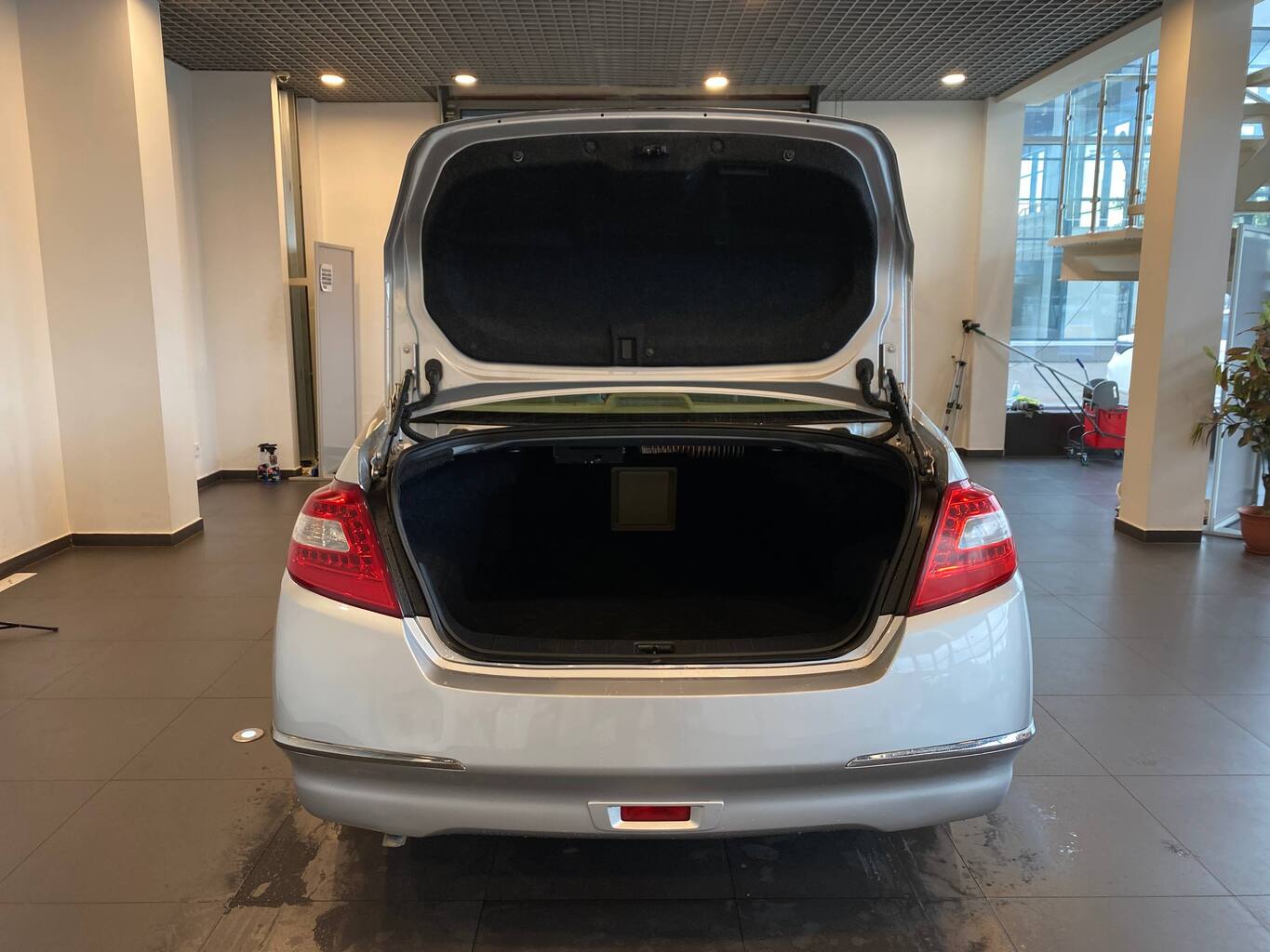 NISSAN TEANA