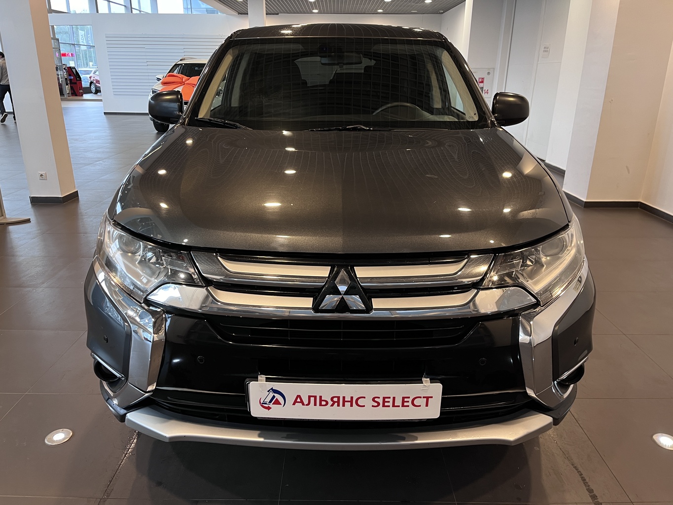 MITSUBISHI OUTLANDER