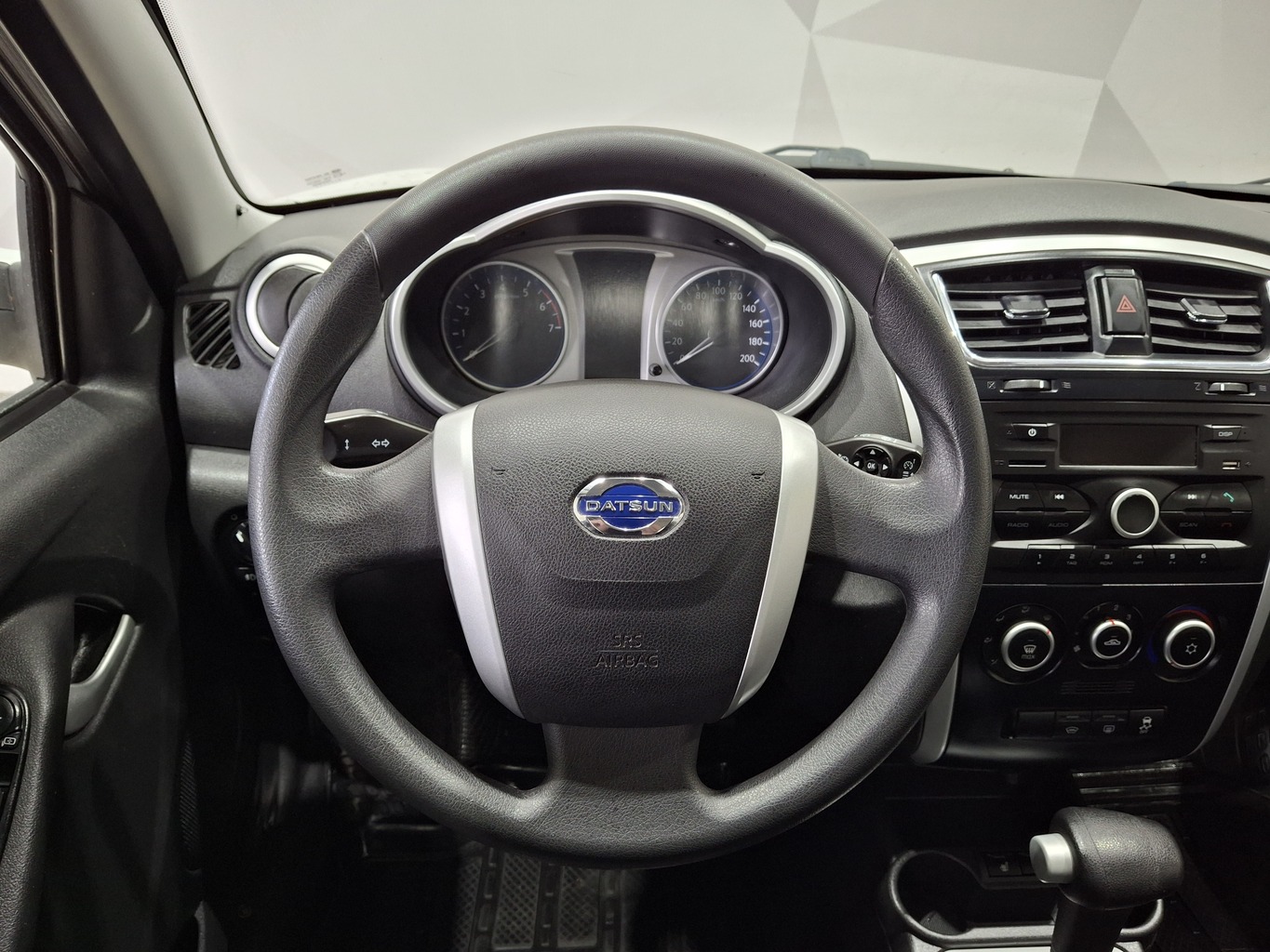 DATSUN MI-DO