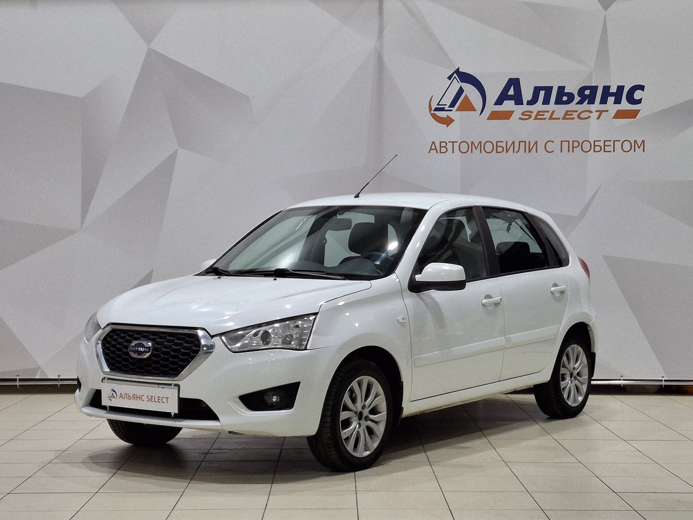 DATSUN MI-DO