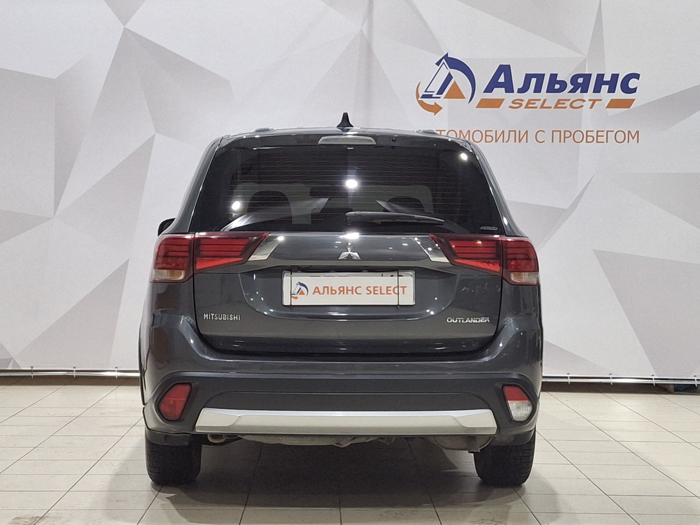 MITSUBISHI OUTLANDER