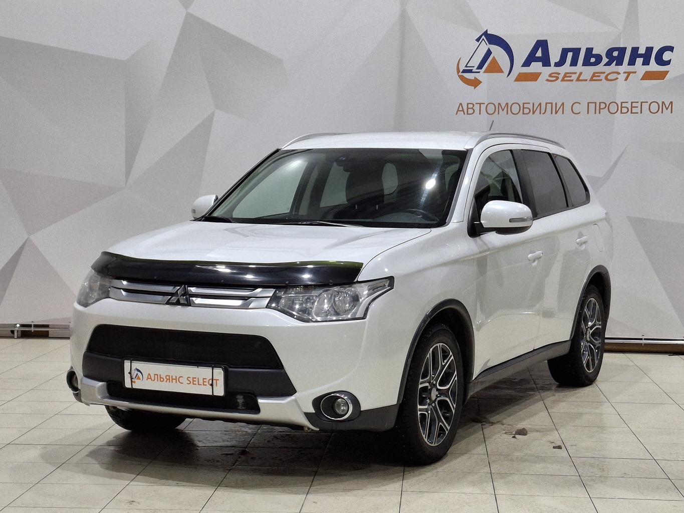 MITSUBISHI OUTLANDER