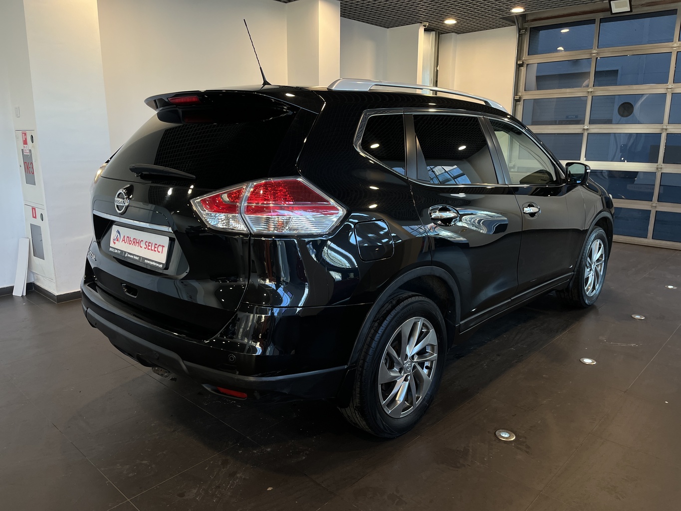 NISSAN X-TRAIL