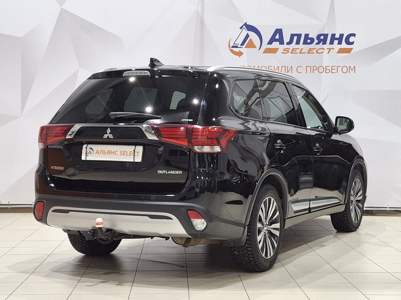 MITSUBISHI OUTLANDER