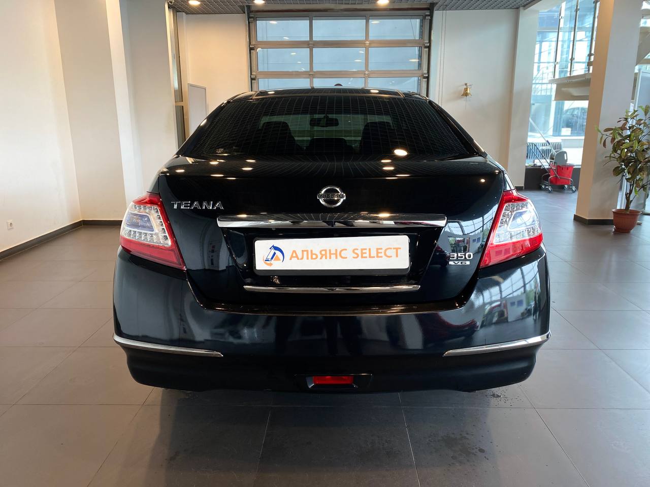 NISSAN TEANA