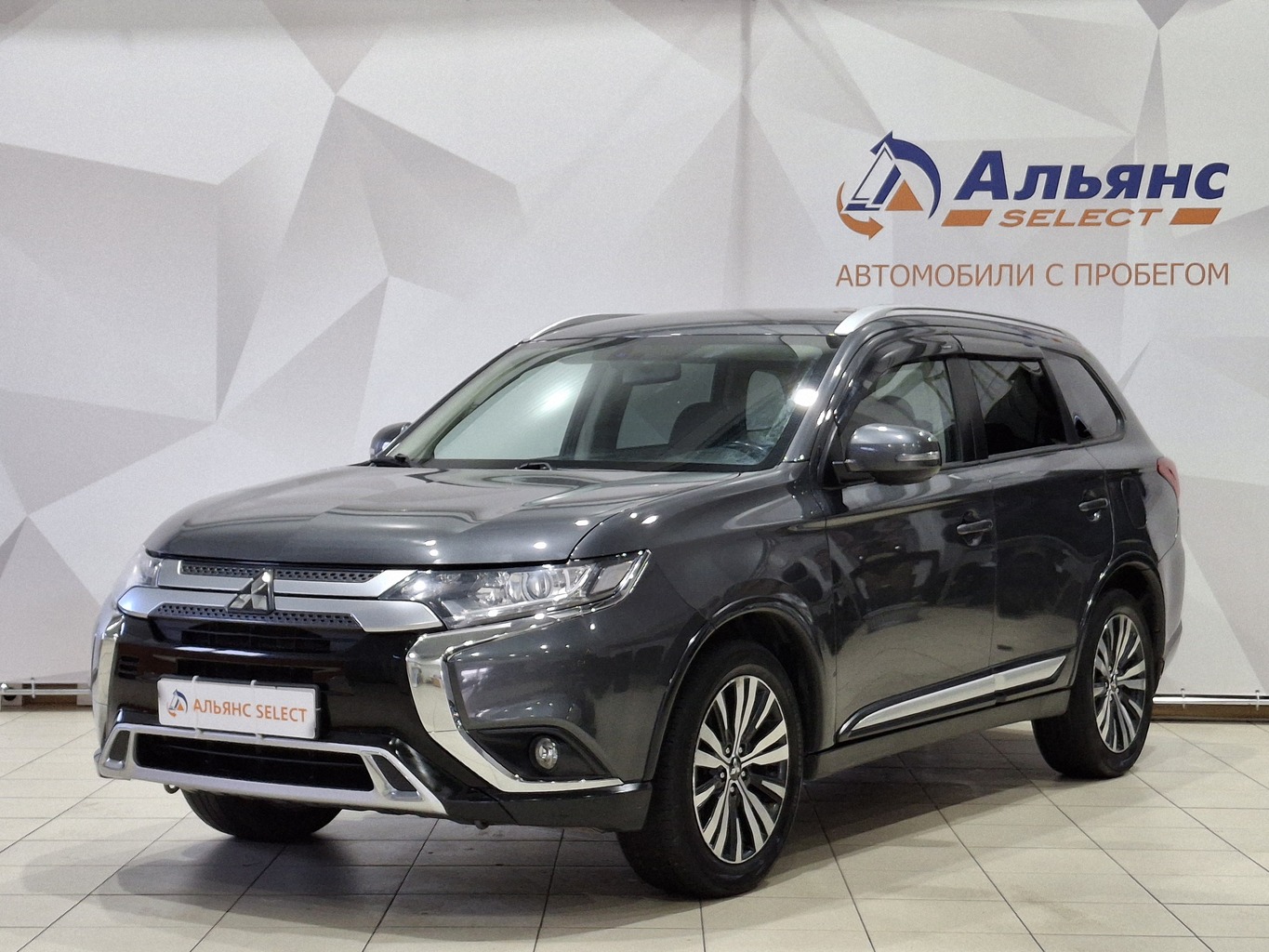 MITSUBISHI OUTLANDER