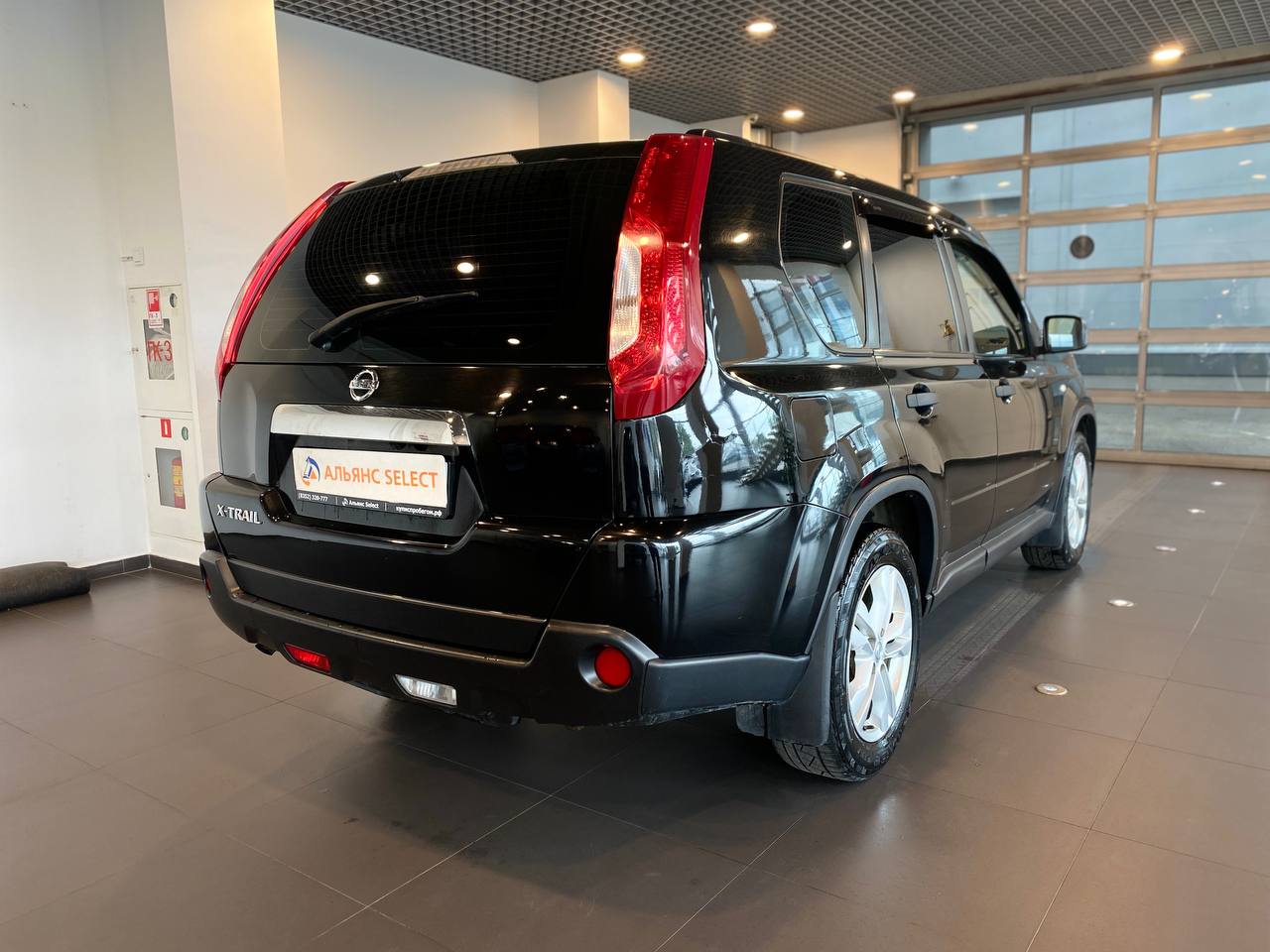 NISSAN X-TRAIL