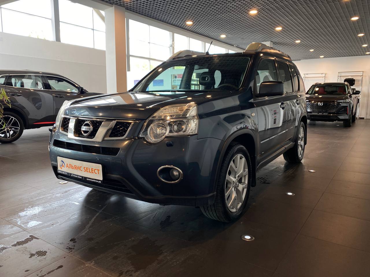 NISSAN X-TRAIL