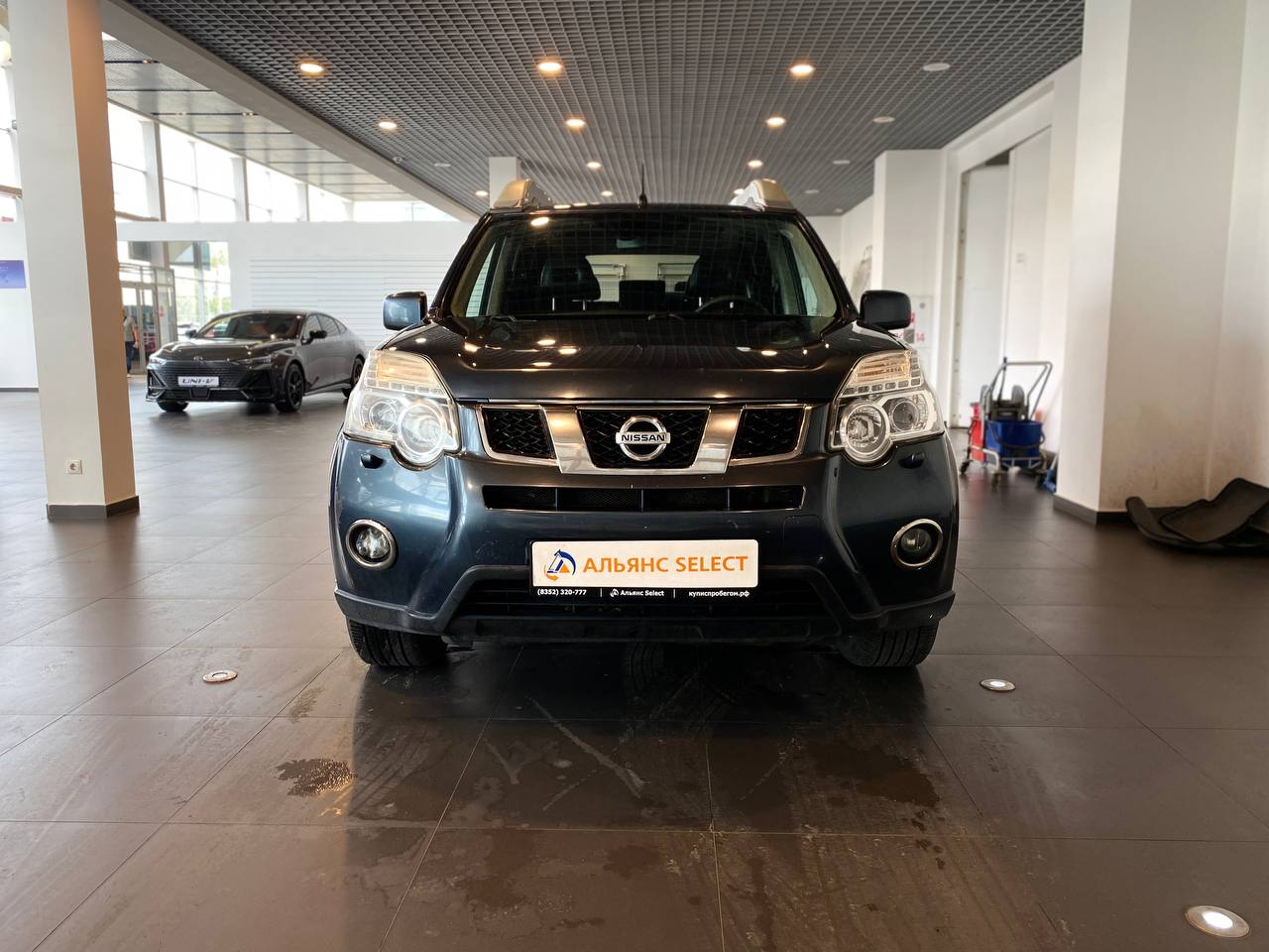 NISSAN X-TRAIL