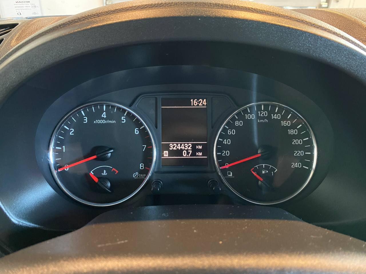 NISSAN X-TRAIL