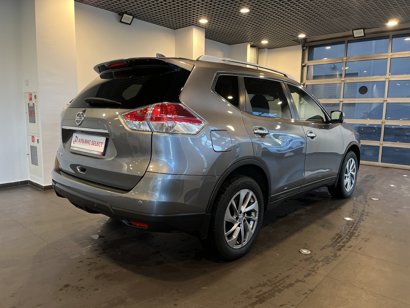 NISSAN X-TRAIL