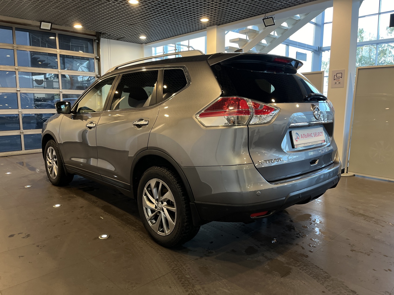 NISSAN X-TRAIL