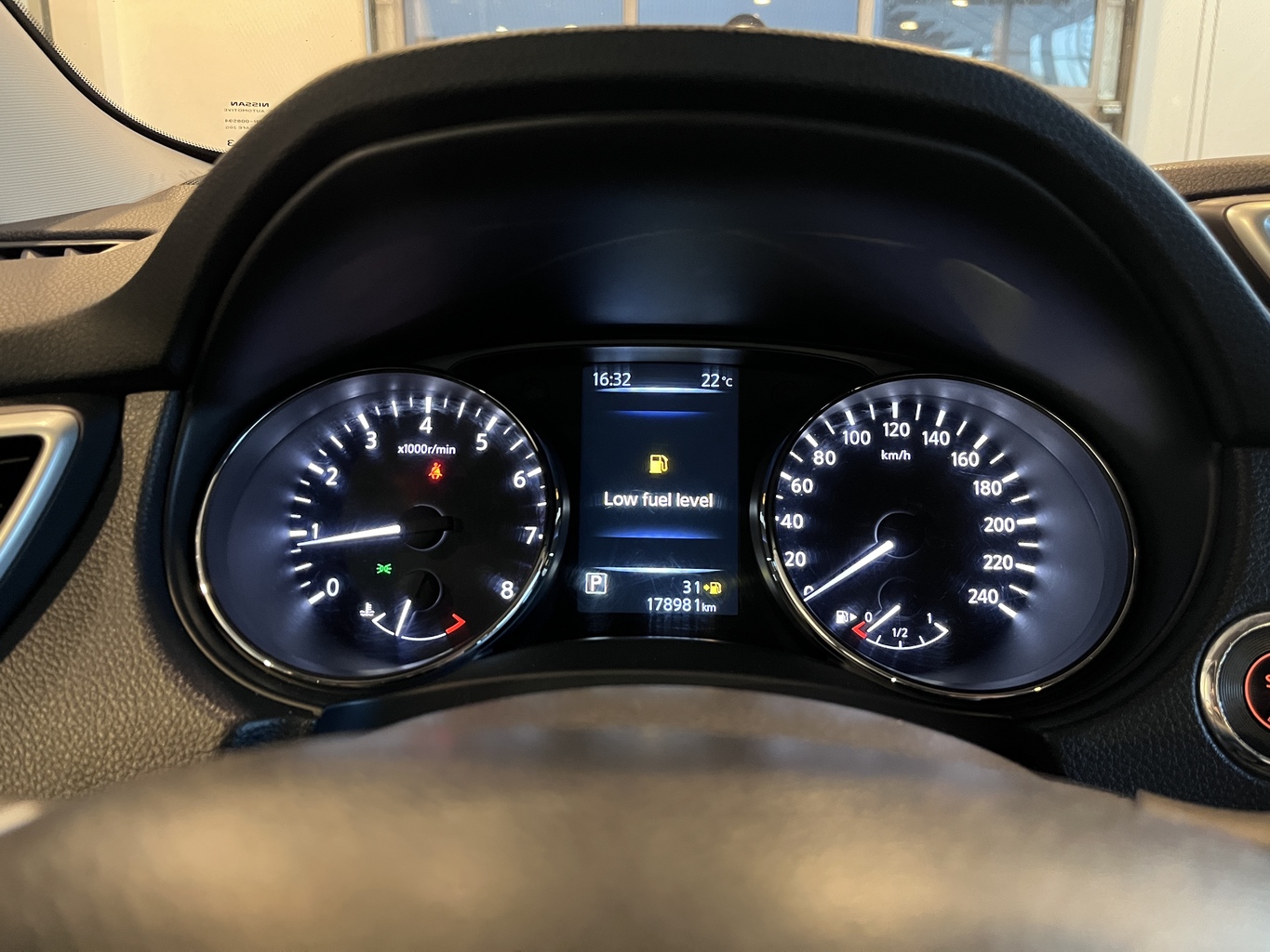 NISSAN X-TRAIL