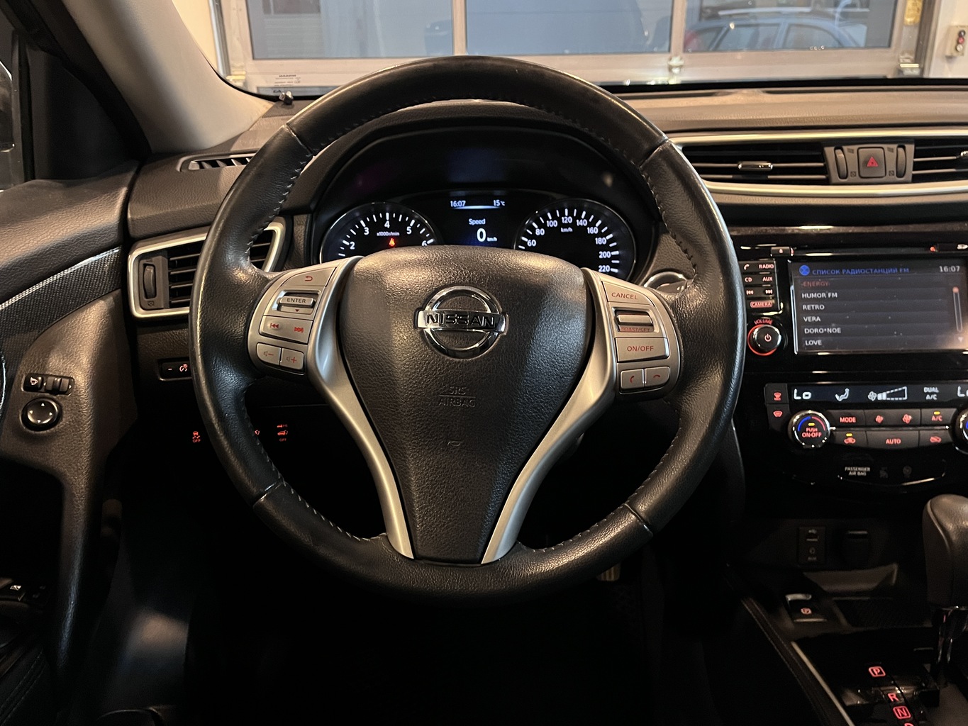NISSAN X-TRAIL
