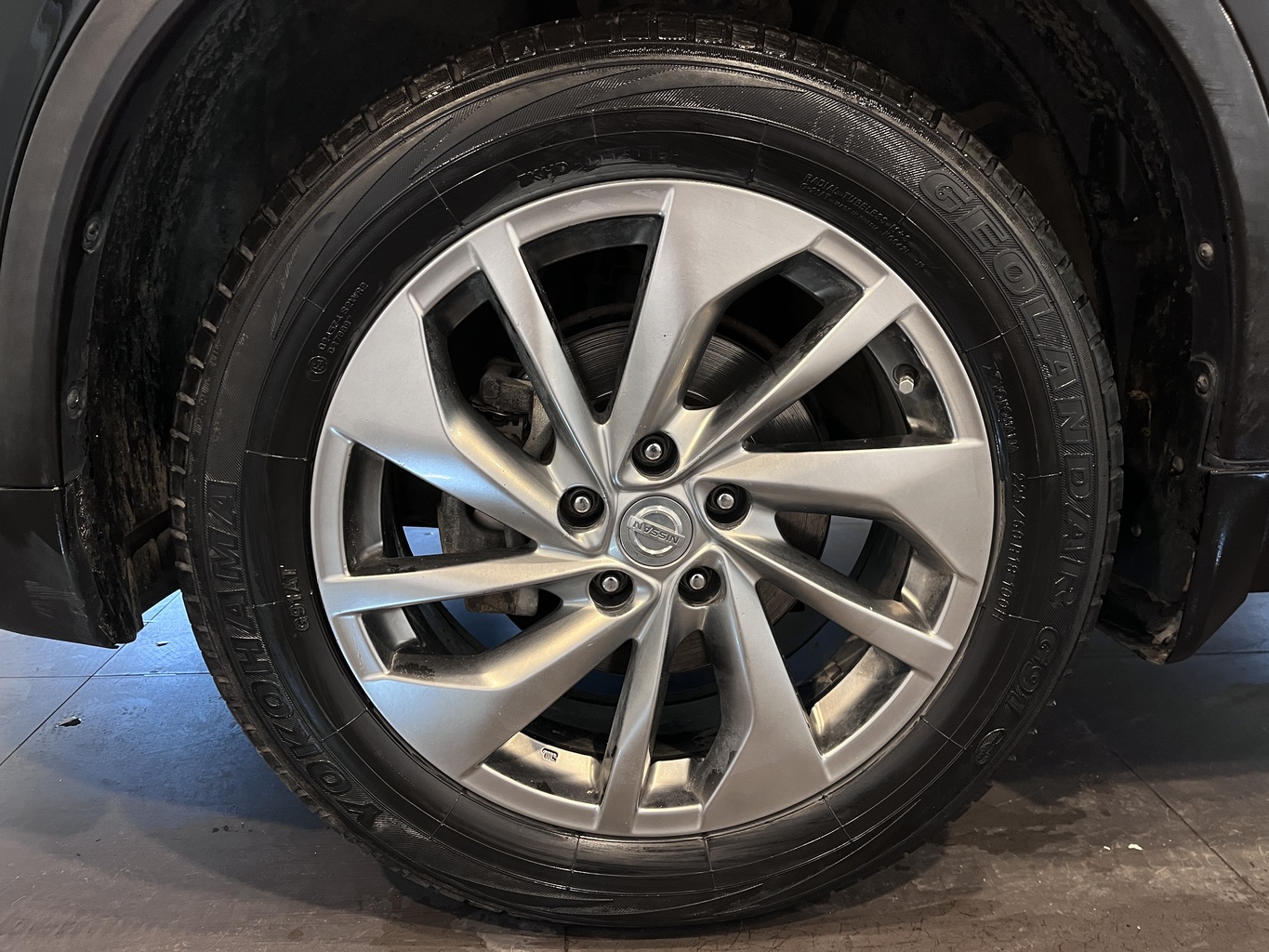 NISSAN X-TRAIL