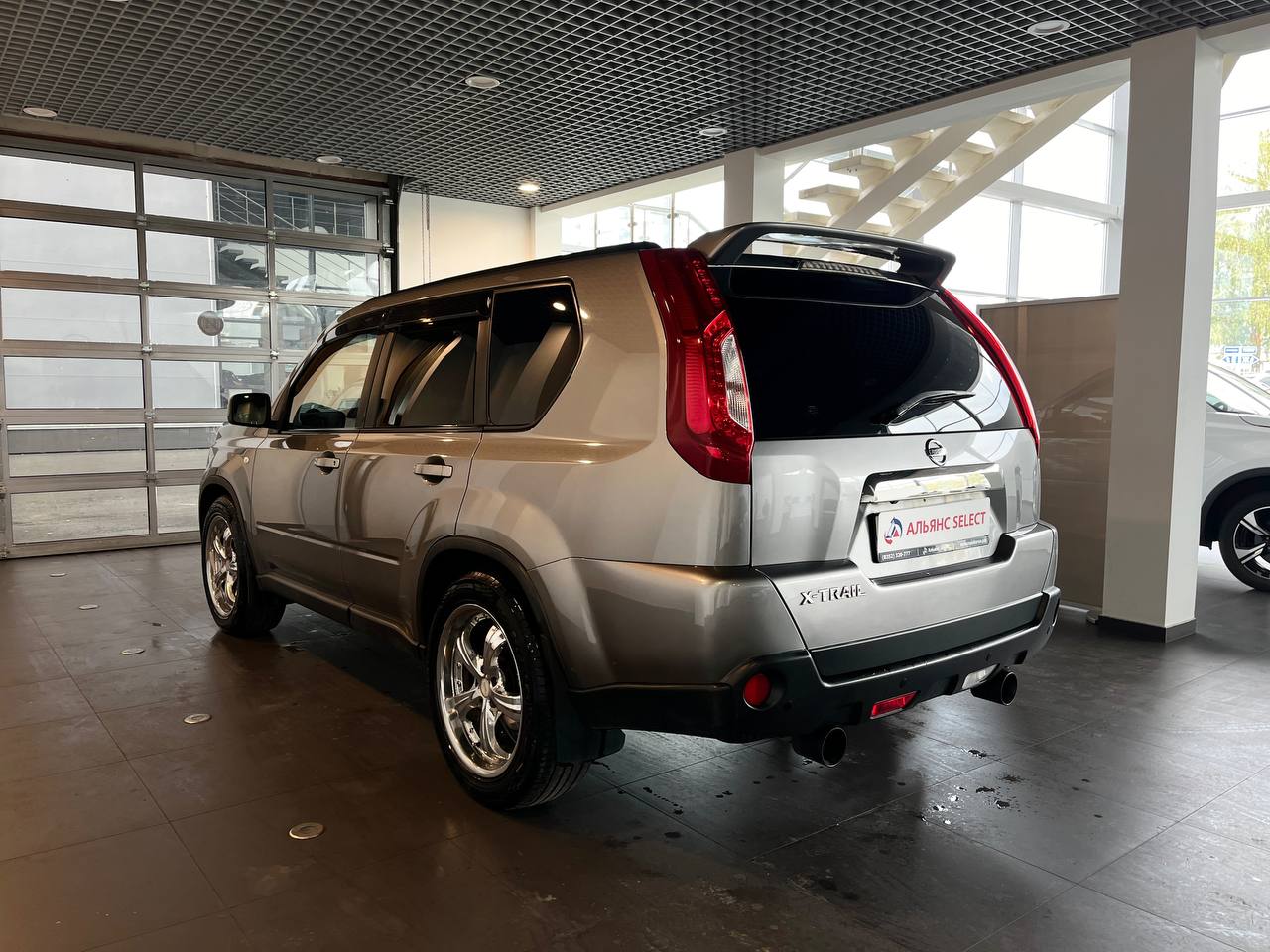 NISSAN X-TRAIL