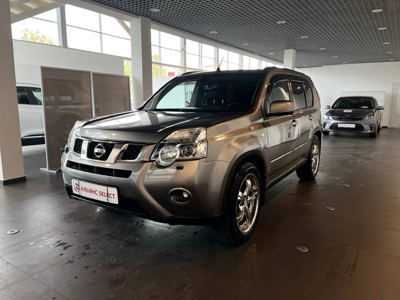 NISSAN X-TRAIL