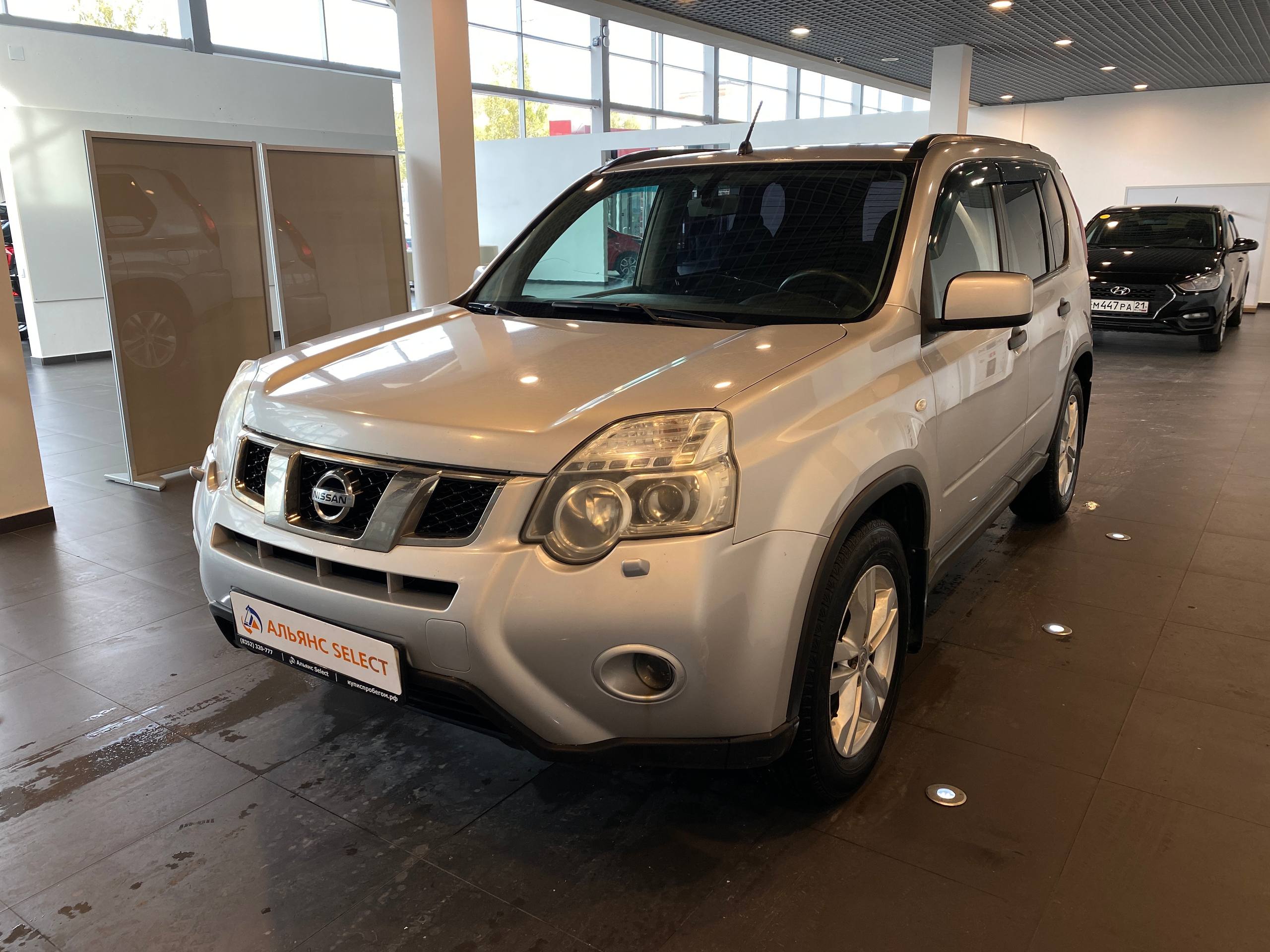 NISSAN X-TRAIL