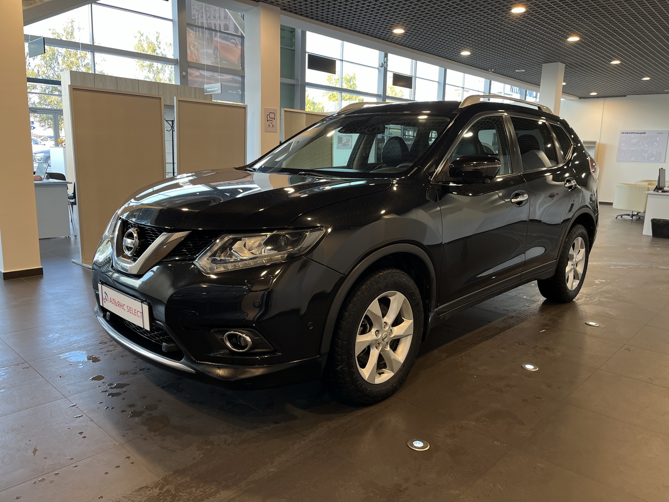 NISSAN X-TRAIL