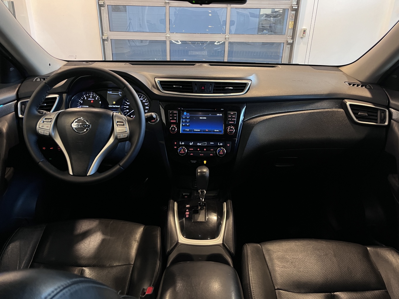 NISSAN X-TRAIL