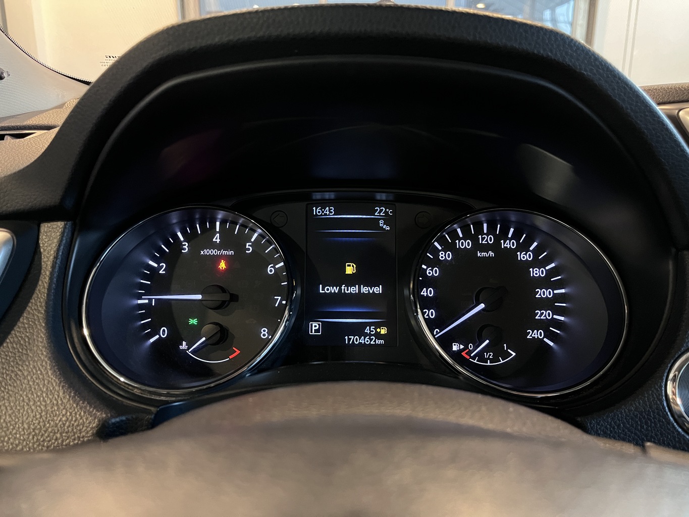 NISSAN X-TRAIL