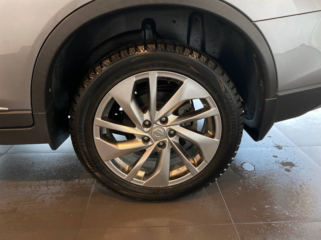 NISSAN X-TRAIL
