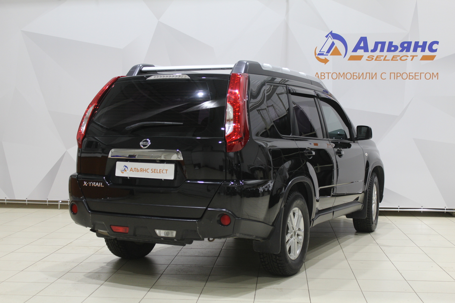 NISSAN X-TRAIL