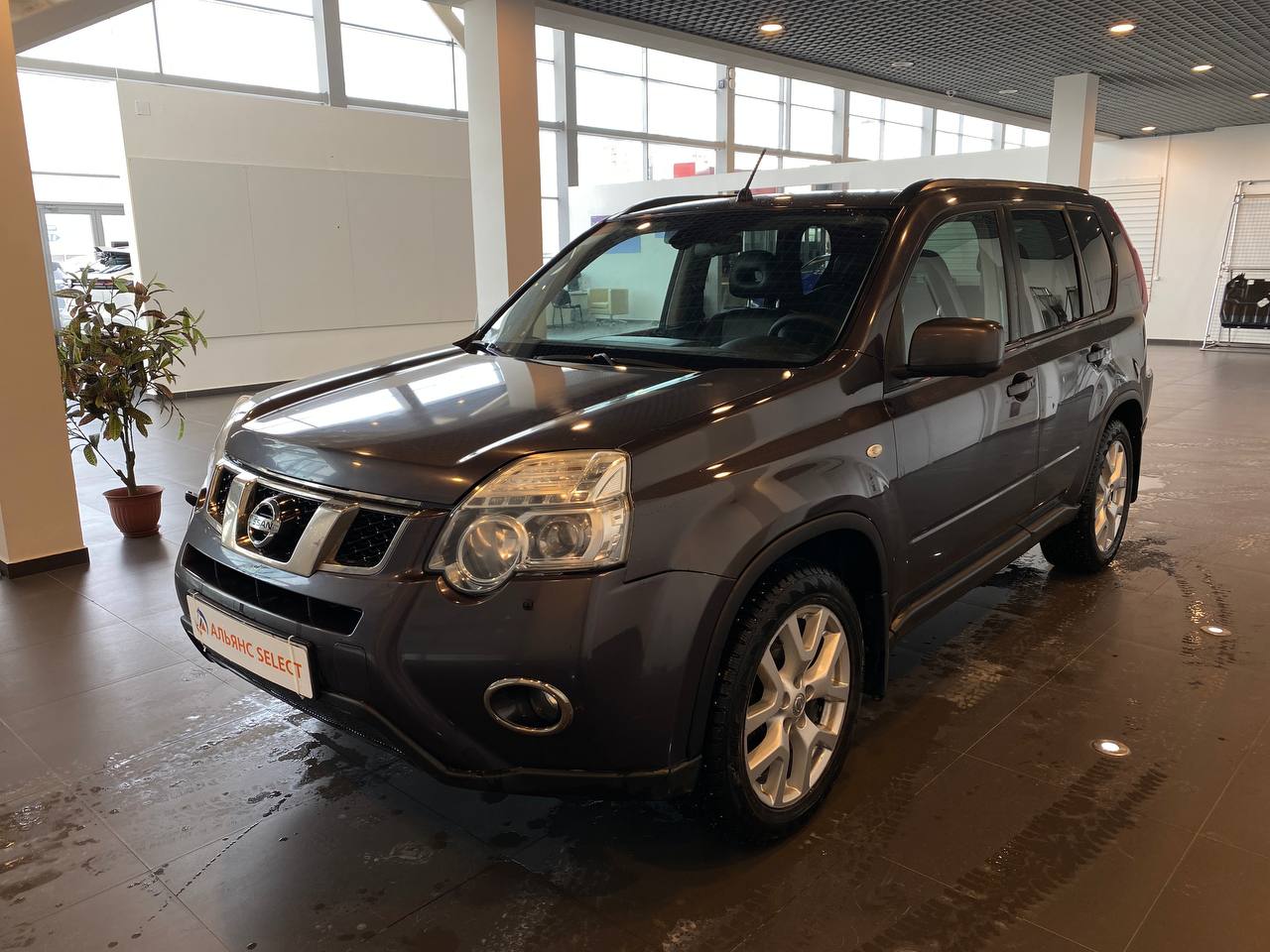 NISSAN X-TRAIL