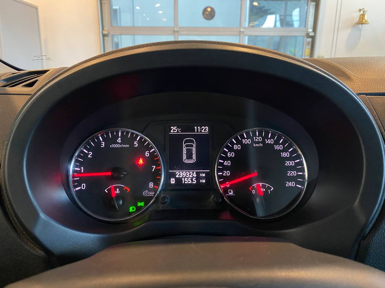 NISSAN X-TRAIL