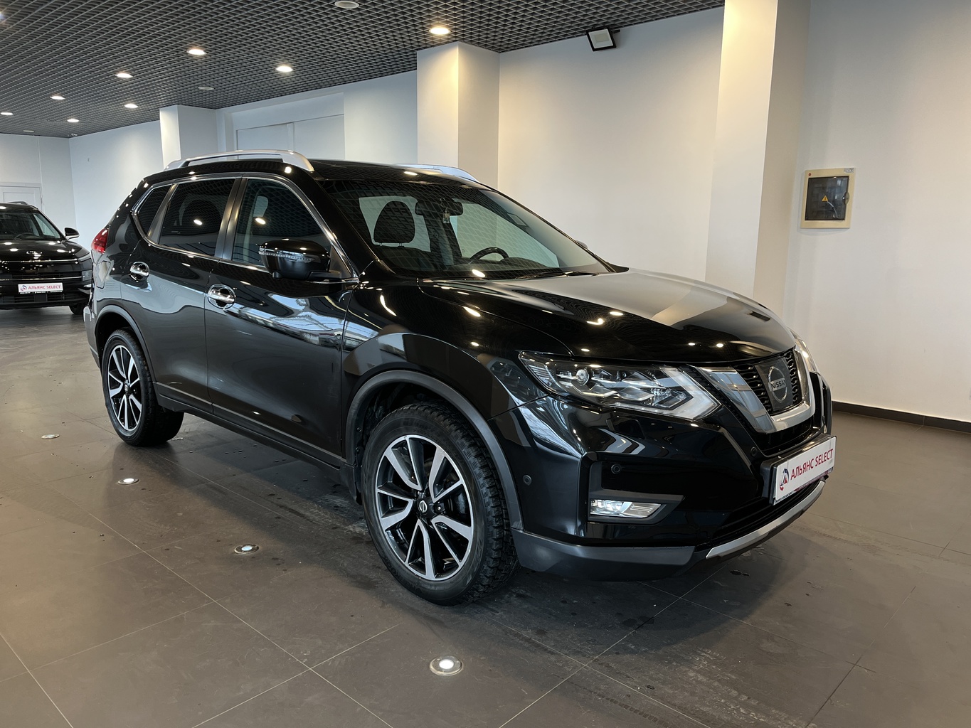 NISSAN X-TRAIL