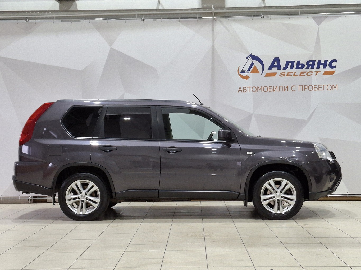 NISSAN X-TRAIL