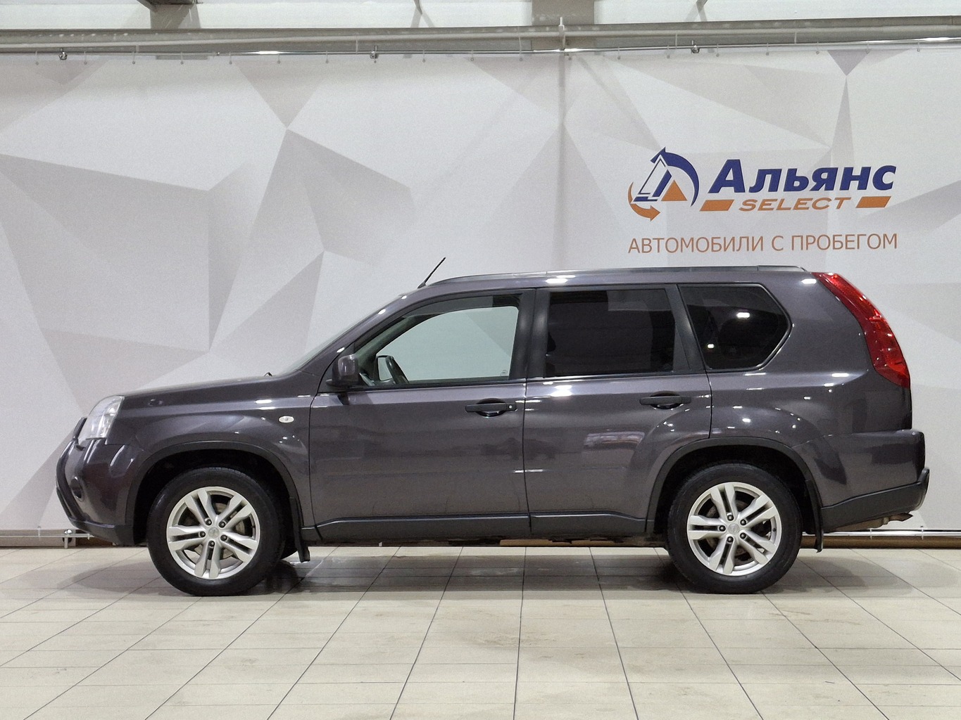 NISSAN X-TRAIL