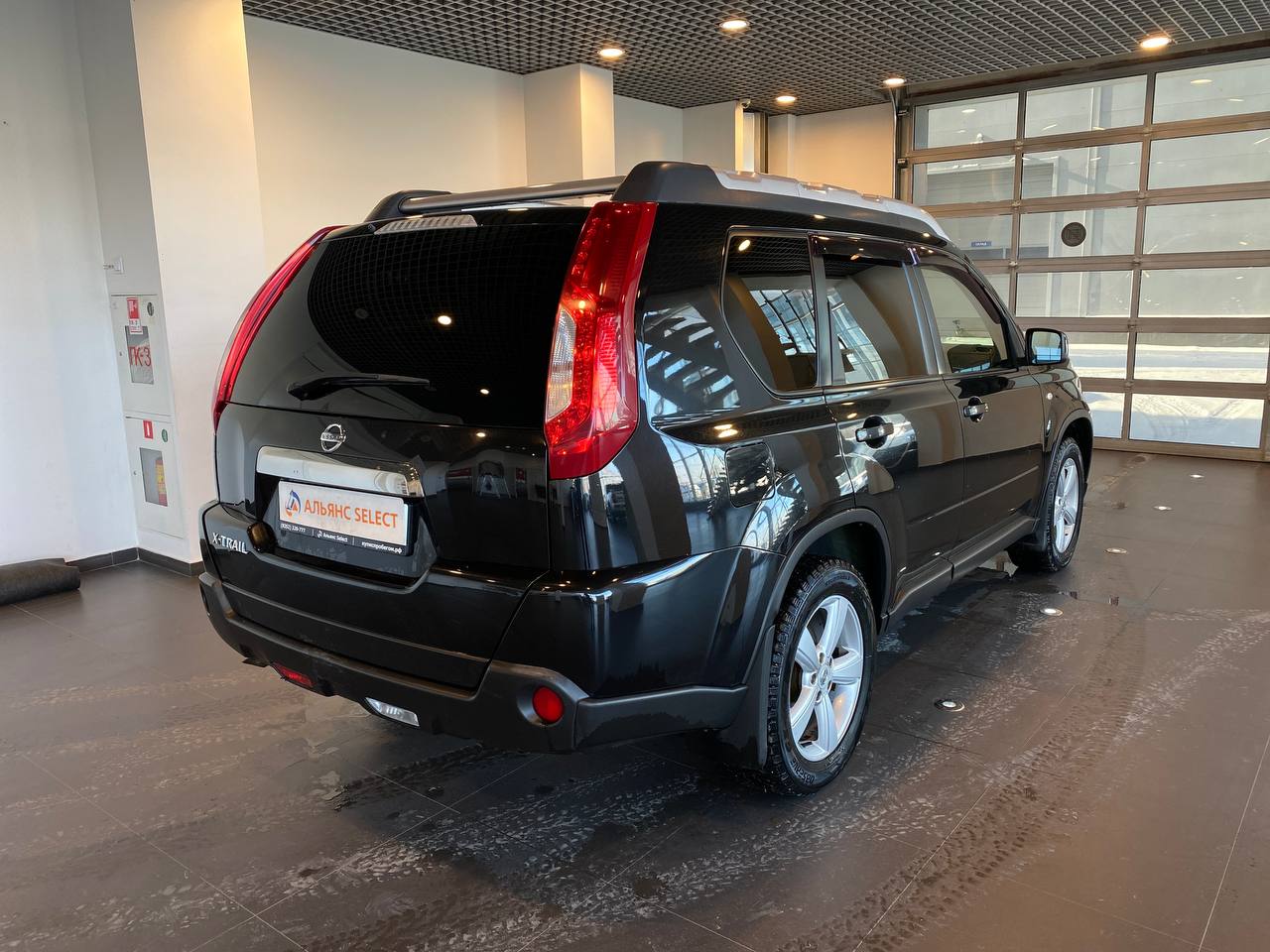 NISSAN X-TRAIL