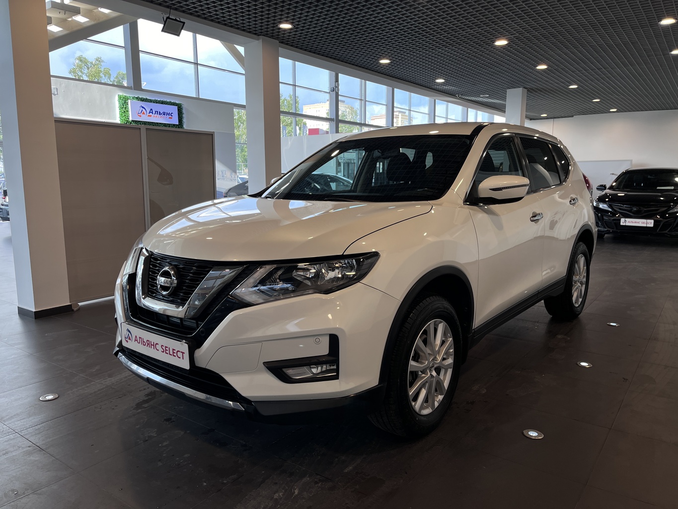 NISSAN X-TRAIL